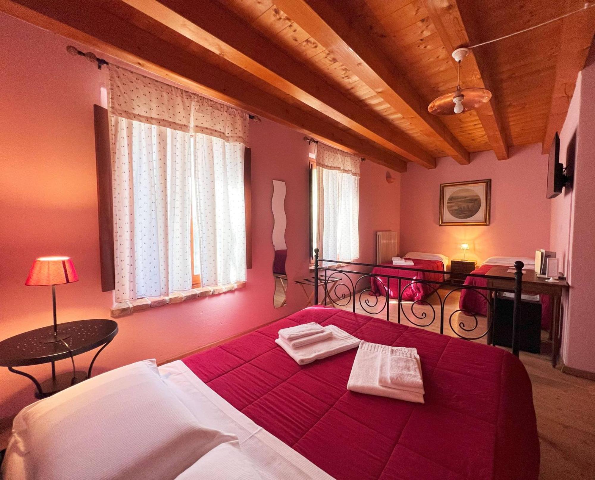 Agriturismo Corte Pellegrini Сан-Мартіно-Буон-Альберґо Екстер'єр фото