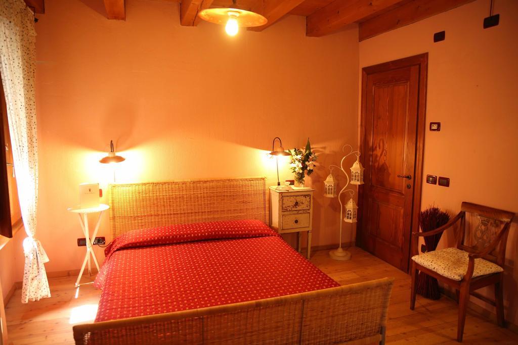 Agriturismo Corte Pellegrini Сан-Мартіно-Буон-Альберґо Номер фото