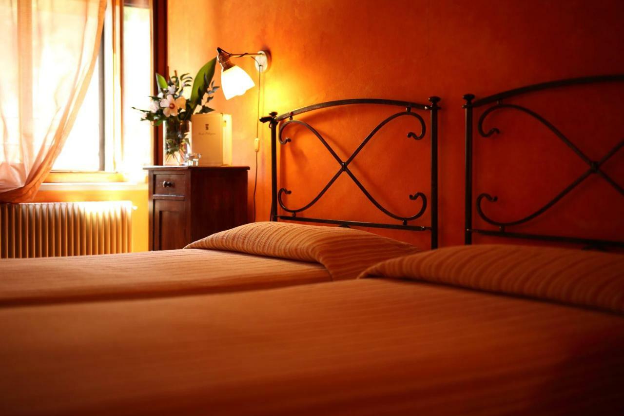 Agriturismo Corte Pellegrini Сан-Мартіно-Буон-Альберґо Екстер'єр фото